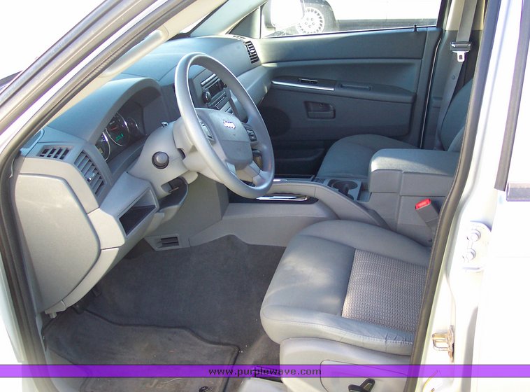 image for item 1505 2007 Jeep Grand Cherokee