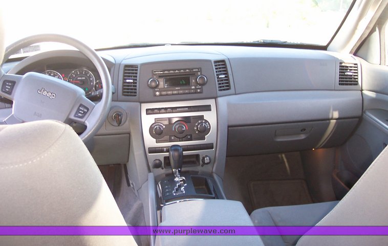 image for item 1505 2007 Jeep Grand Cherokee
