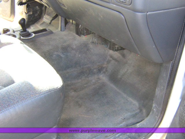 image for item 1800 2005 Chevrolet K2500HD Silverado pickup