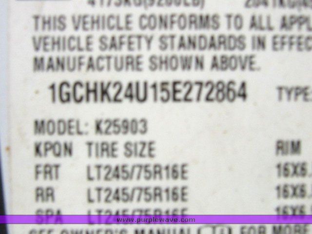 image for item 1800 2005 Chevrolet K2500HD Silverado pickup