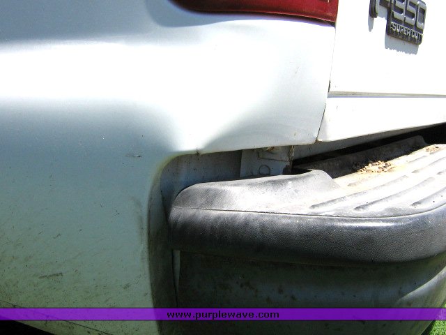 image for item 1801 1999 Ford F350 Super Duty pickup