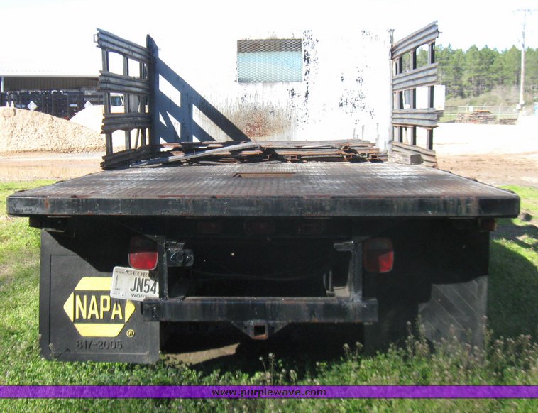 image for item 5660 1992 GMC Topkick 4x2 flatbed truck