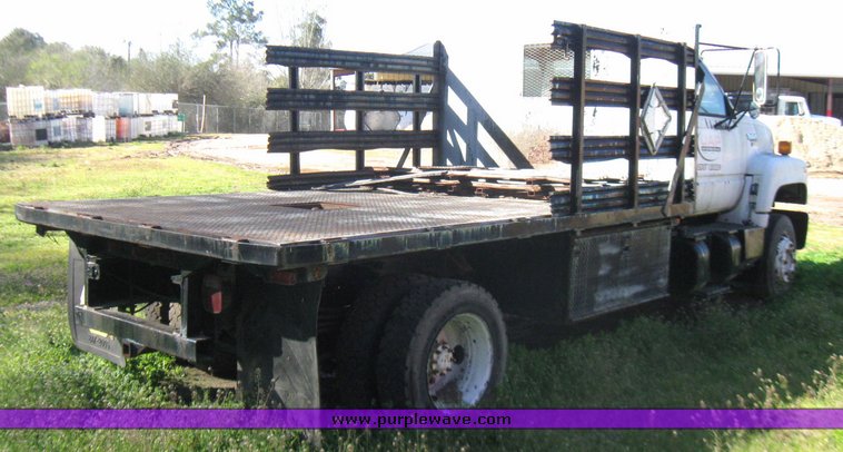 image for item 5660 1992 GMC Topkick 4x2 flatbed truck
