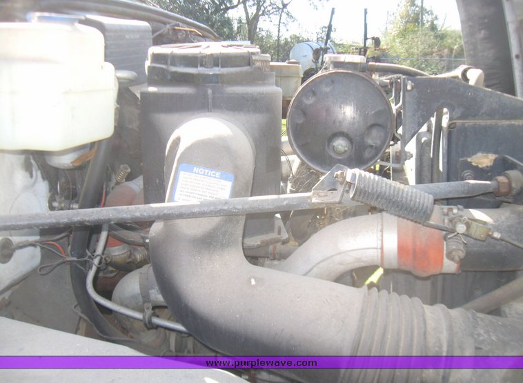 image for item 5660 1992 GMC Topkick 4x2 flatbed truck