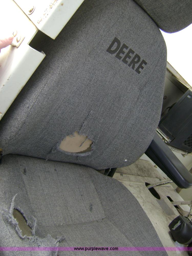 image for item 1000 1985 Elgin street sweeper