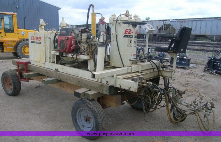 image for item 1008 1997 Ez Liner AL-120 paint striper