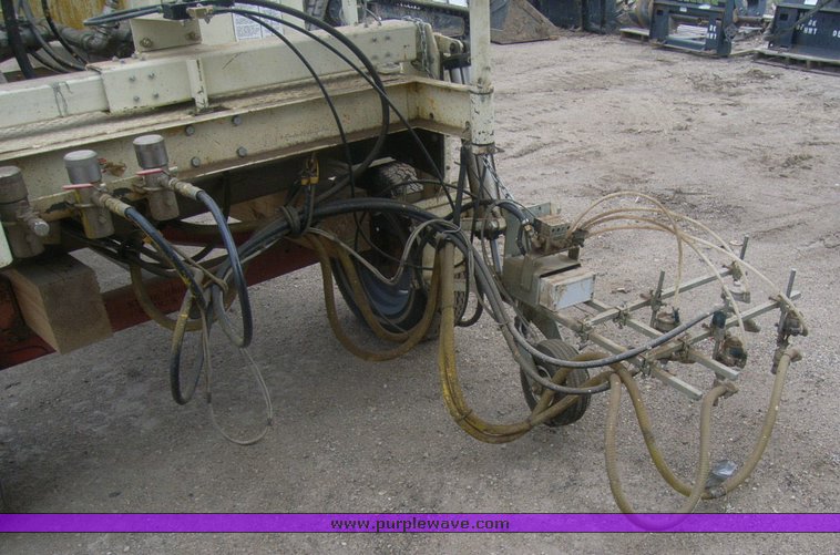 image for item 1008 1997 Ez Liner AL-120 paint striper