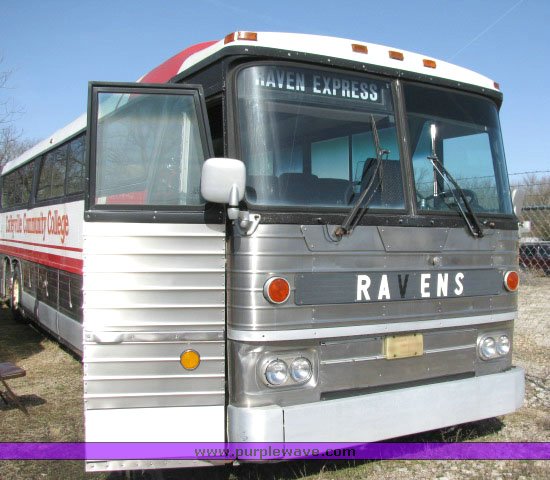 image for item 1435 1975 MCI 47 passenger bus