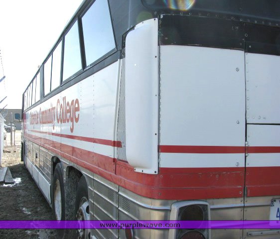 image for item 1435 1975 MCI 47 passenger bus