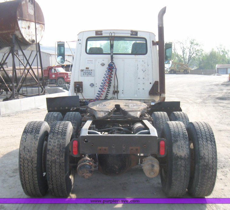 image for item 2181 1991 Ford Conventional LTS9000 semi truck