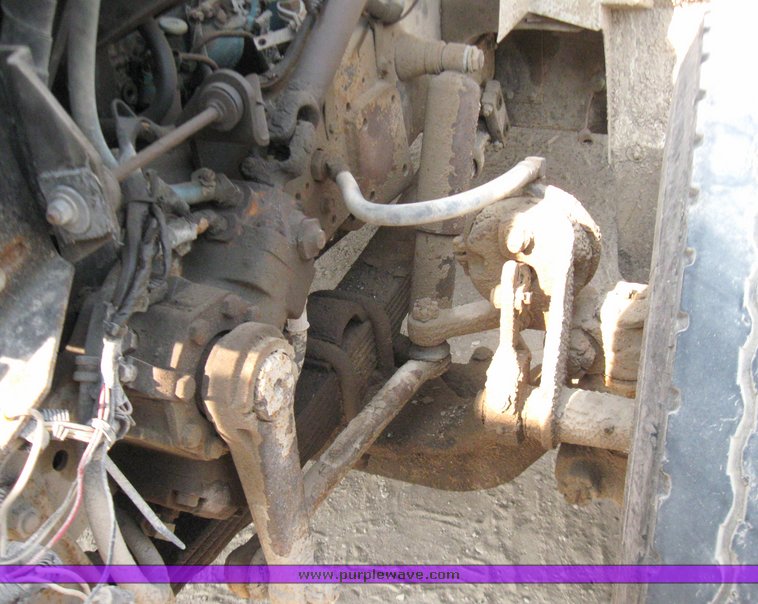 image for item 2182 1991 International Series 4900 dump truck