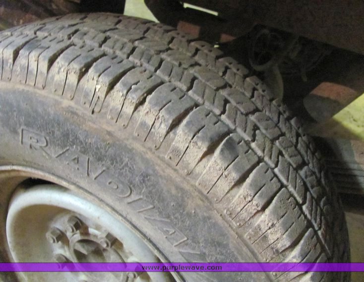 image for item 4001 1988 Chevrolet C3500 pickup