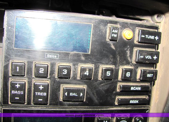 image for item 4001 1988 Chevrolet C3500 pickup