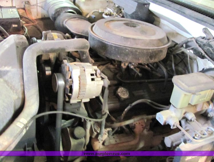 image for item 4001 1988 Chevrolet C3500 pickup