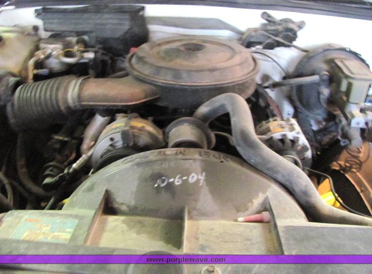 image for item 4001 1988 Chevrolet C3500 pickup