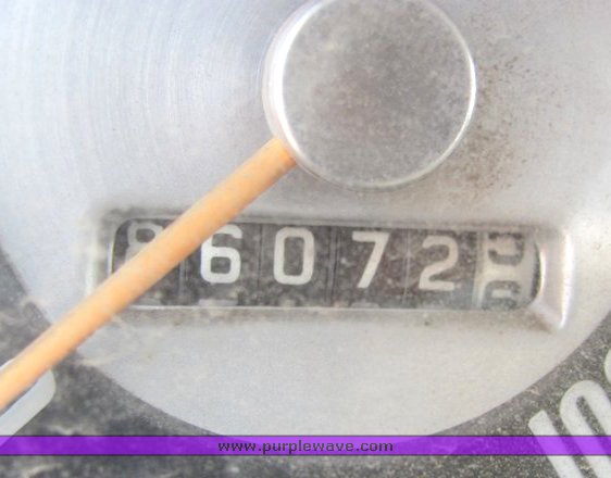 image for item 4002 1962 Ford F250 winch truck