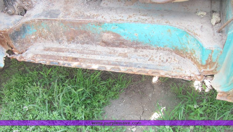 image for item 4002 1962 Ford F250 winch truck