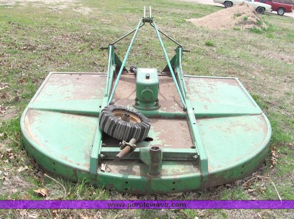 image for item 4009 John Deere 709 rotary mower