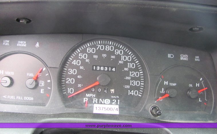 image for item 4065 2005 Ford Crown Victoria Police Interceptor