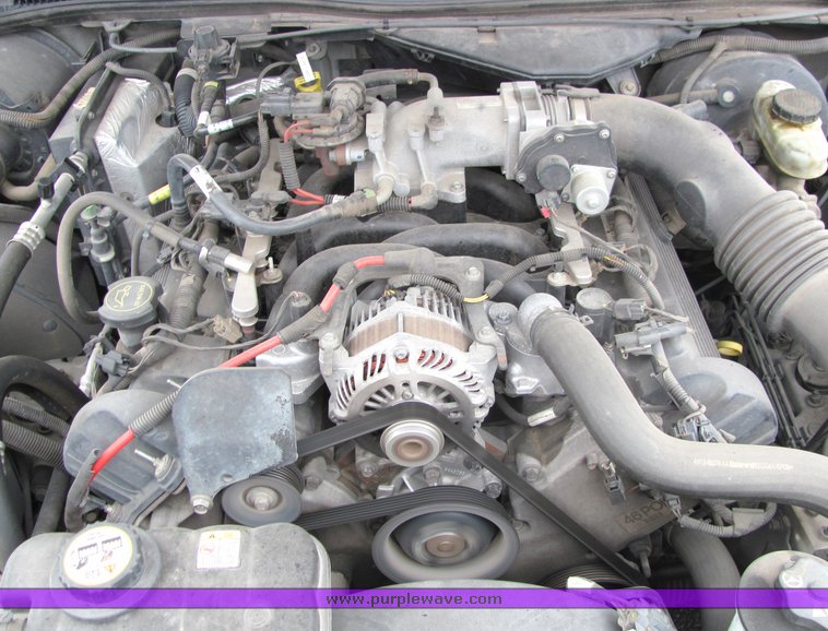 image for item 4065 2005 Ford Crown Victoria Police Interceptor