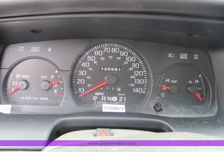 image for item 4066 2005 Ford Crown Victoria Police Interceptor