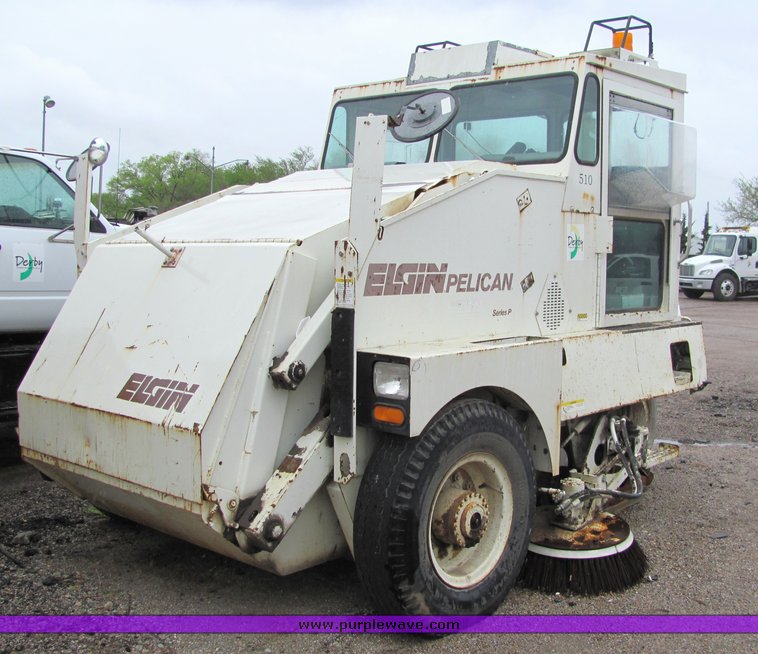 image for item 4068 Elgin Pelican P series street sweeper