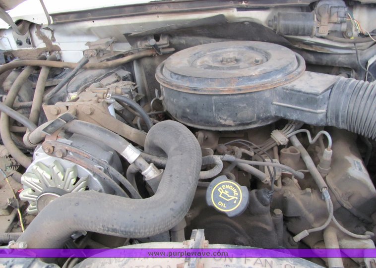 image for item 4069 1990 Ford F Super Duty dump bed truck