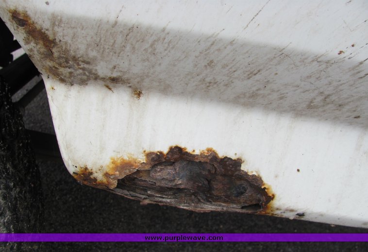 image for item 4069 1990 Ford F Super Duty dump bed truck