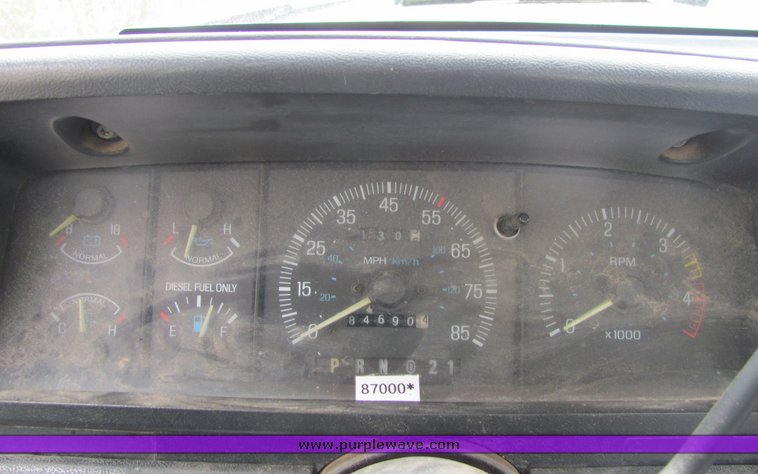 image for item 4070 1991 Ford F250 pickup