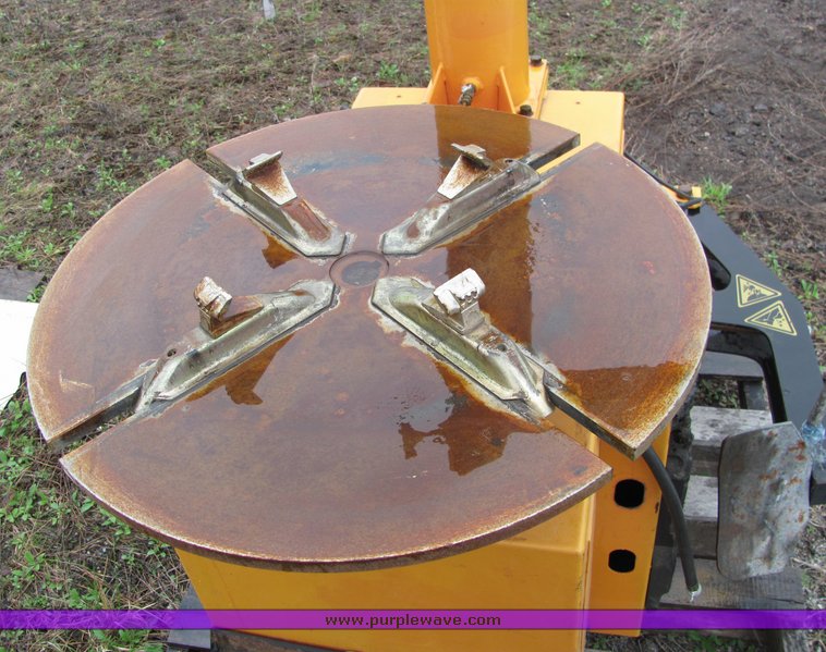 image for item 4071 Rim clamp tire machine