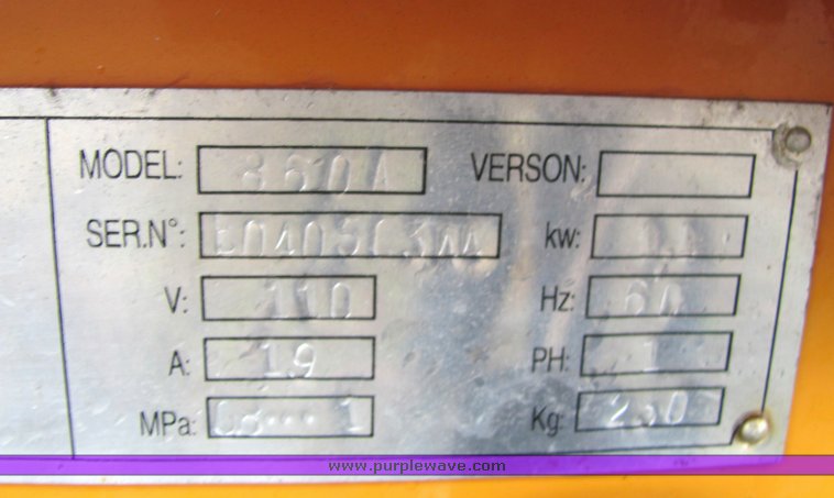 image for item 4071 Rim clamp tire machine