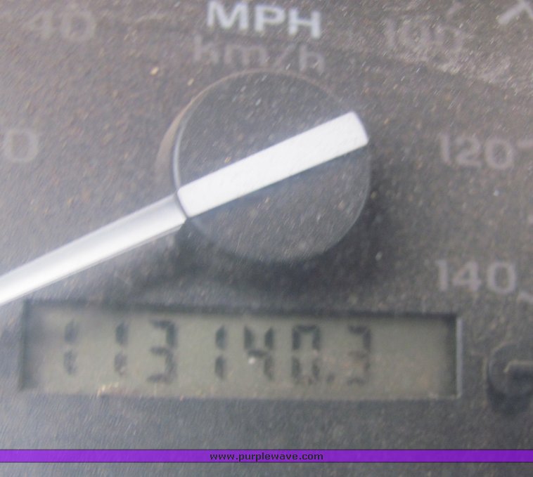 image for item 4073 1994 Ford F Super Duty truck