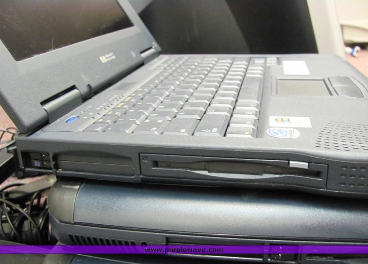 image for item 4097 (5) HP OmniBook XE2 laptops
