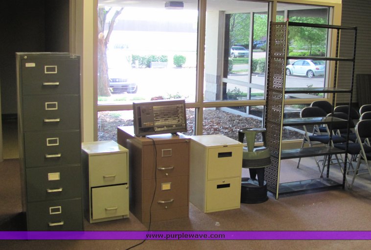 Assorted office supplies in Derby, KS Item 4113 sold Purple Wave