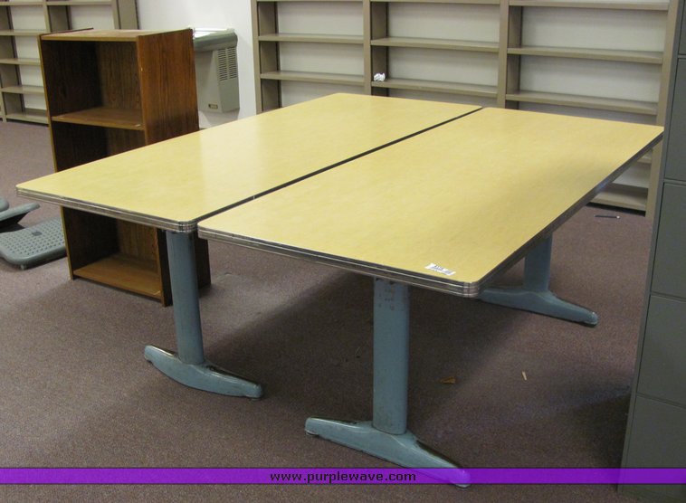 Assorted office supplies in Derby, KS Item 4114 sold Purple Wave