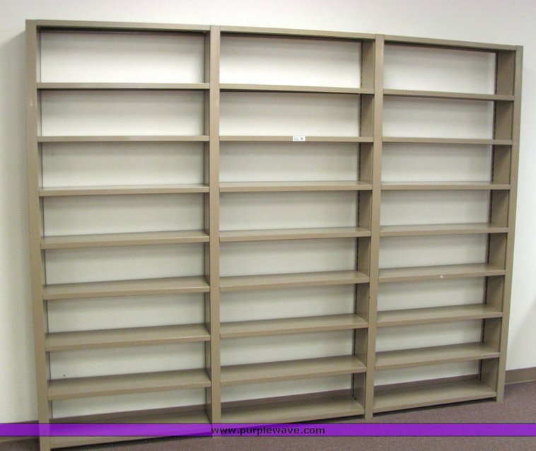 image for item 4133 Metal shelving unit