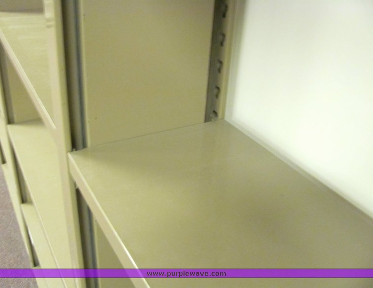 image for item 4135 Metal shelving unit