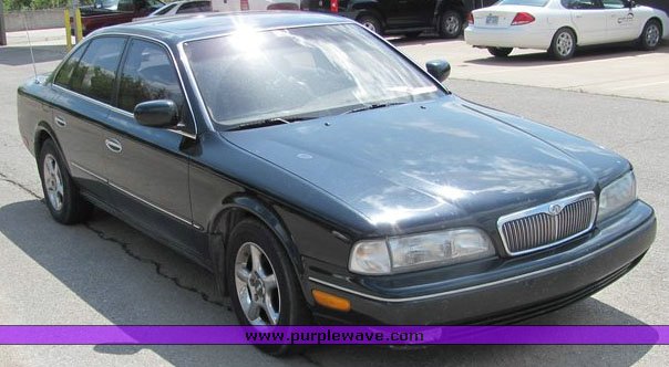 image for item 4142 1993 Infinity Q45