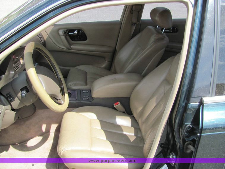 image for item 4142 1993 Infinity Q45