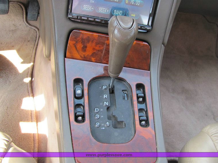 image for item 4142 1993 Infinity Q45