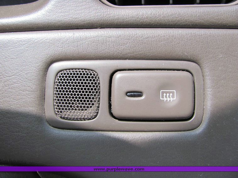 image for item 4142 1993 Infinity Q45