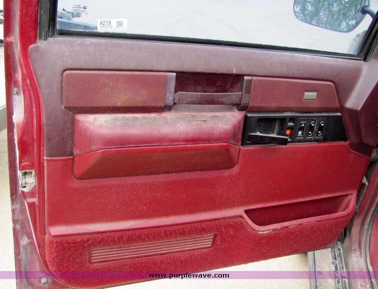 image for item 4219 1988 Chevrolet K1500 pickup