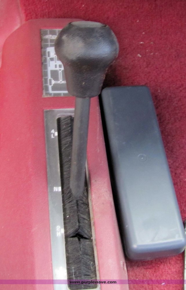 image for item 4219 1988 Chevrolet K1500 pickup