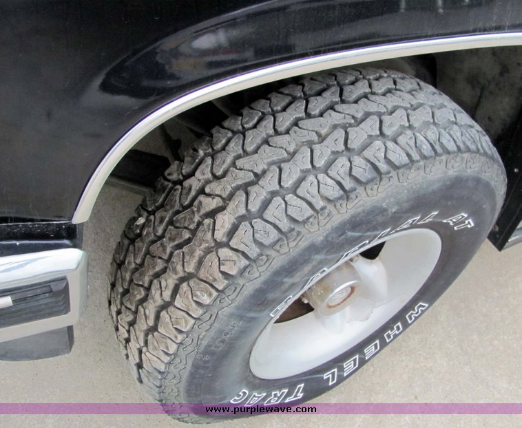 image for item 4219 1988 Chevrolet K1500 pickup