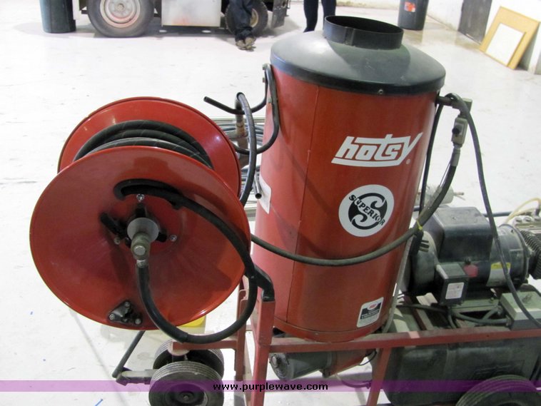 image for item 4237 Hotsy pressure washer