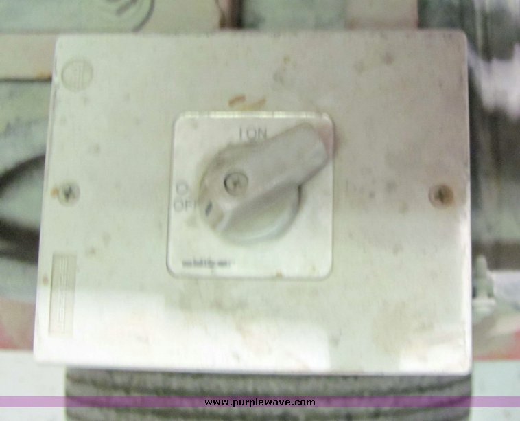 image for item 4237 Hotsy pressure washer