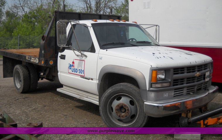 image for item 4243 1994 Chevrolet C3500-HD pickup