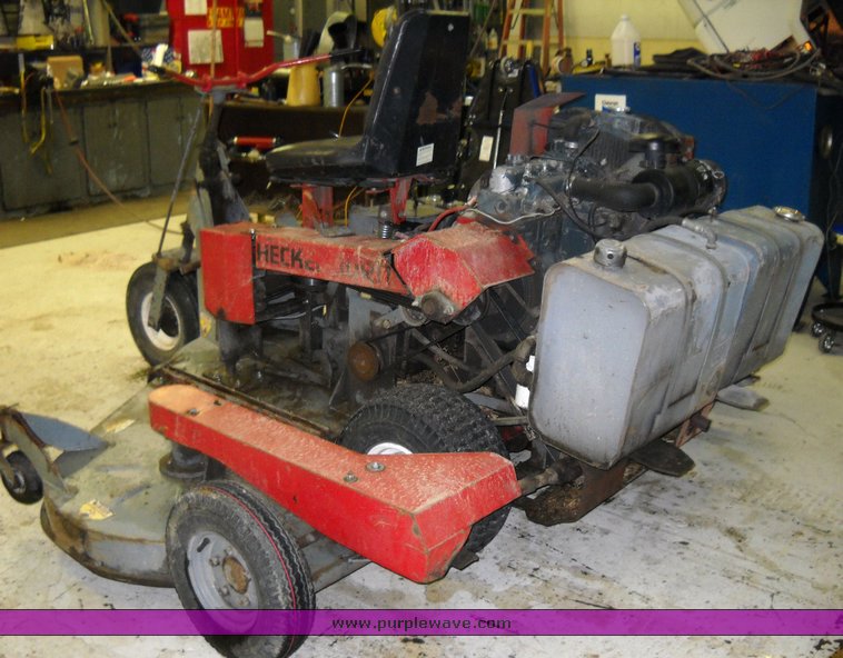 image for item 4247 1989 Heckendorn mower