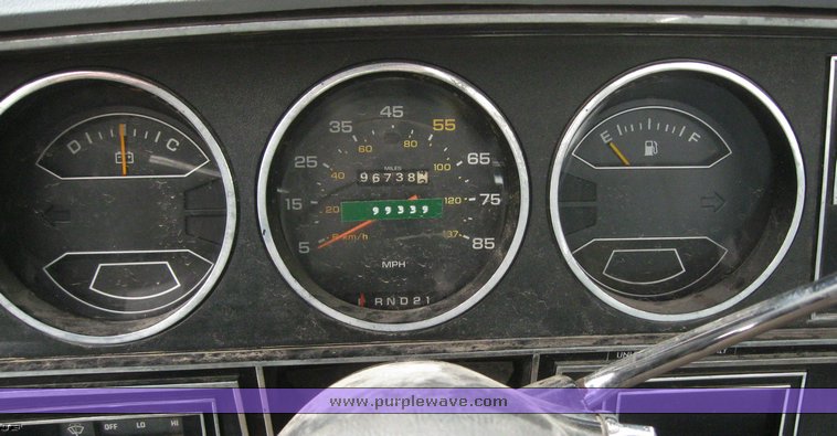 image for item 6310 1982 Dodge W-150 4WD pickup