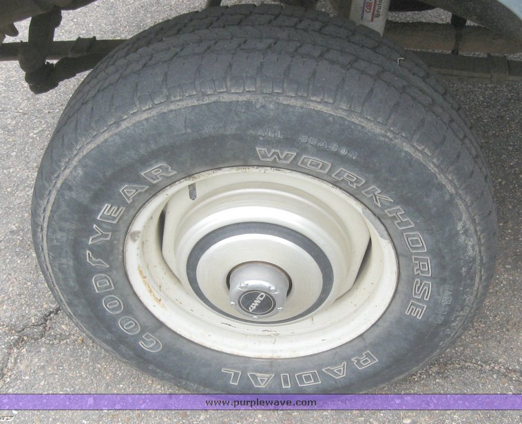 image for item 6310 1982 Dodge W-150 4WD pickup